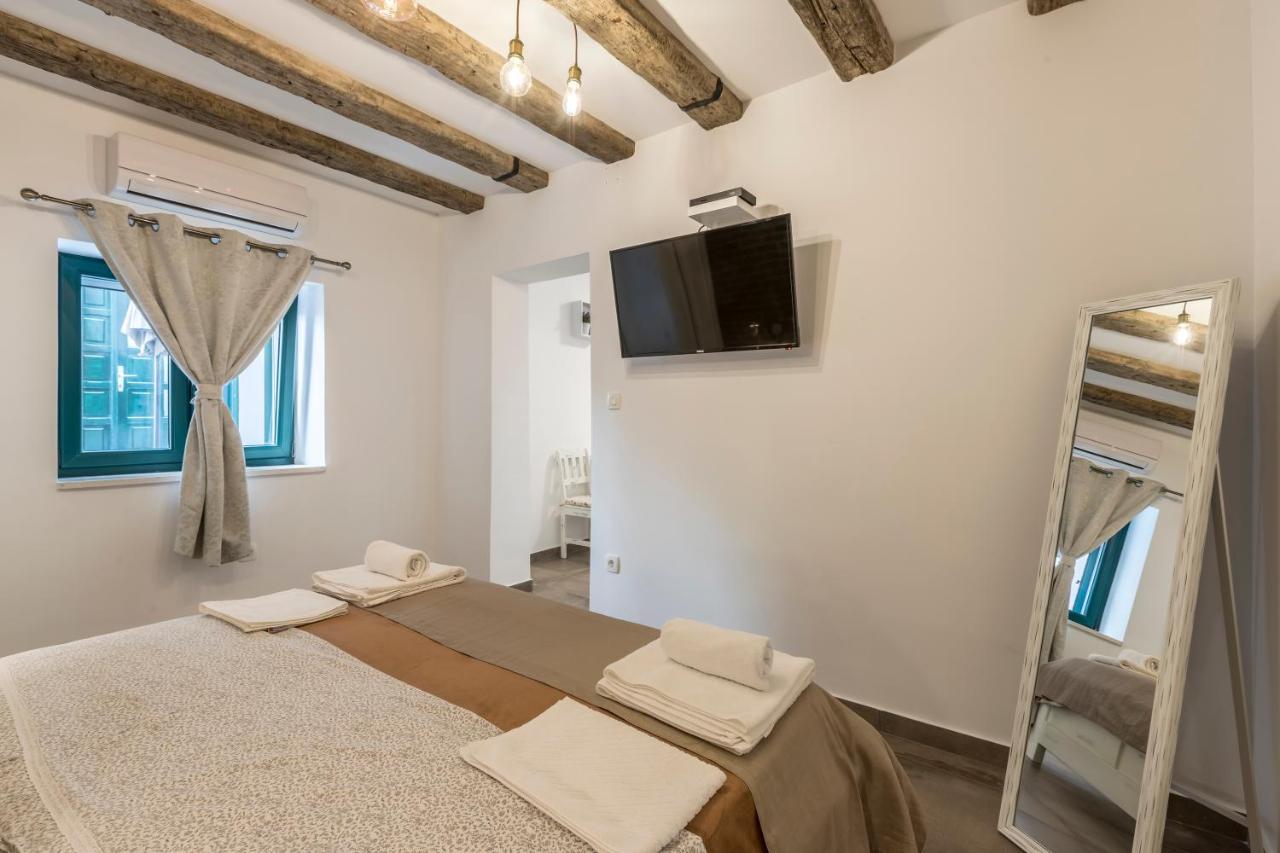 Studio Apartments Insula Split Exterior foto
